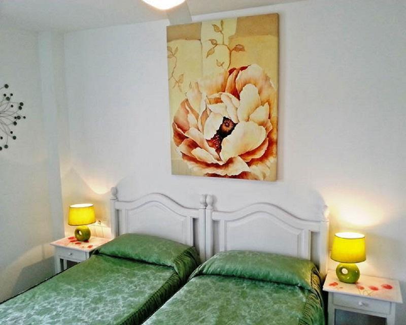 Aparthotel Hamilton Court Santo Tomás Zimmer foto